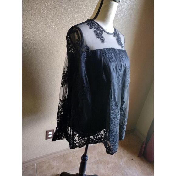 4@30.00 or 25.00 LADIES Plus Size Lace Blouse by Tonga Queen - Picture 5 of 16